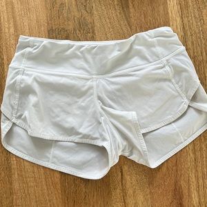 Size 2 white lulu shorts